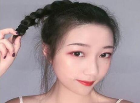 手殘黨福利！日常又減齡的6款少女發(fā)型