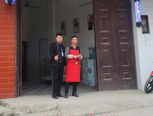 麗竹感恩小分隊上門送禮，禮物你收到了嗎