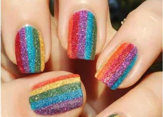 南寧美甲學校：磨砂彩虹美甲教程，將五顏六色存于指上