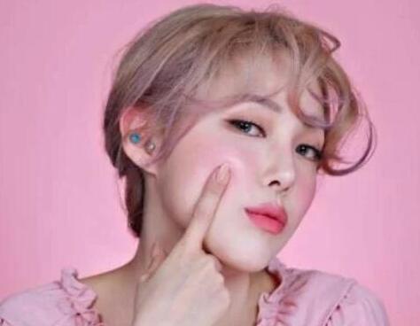 5分鐘化妝教程，讓你上班上學(xué)不遲到