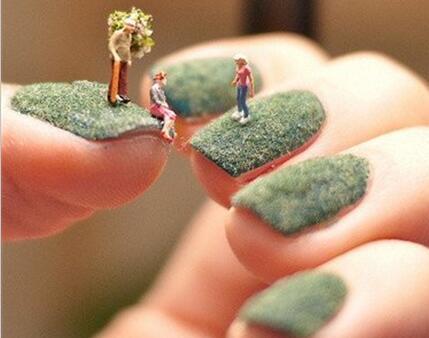 南寧美甲學(xué)校：如何讓甲油膠更牢固？