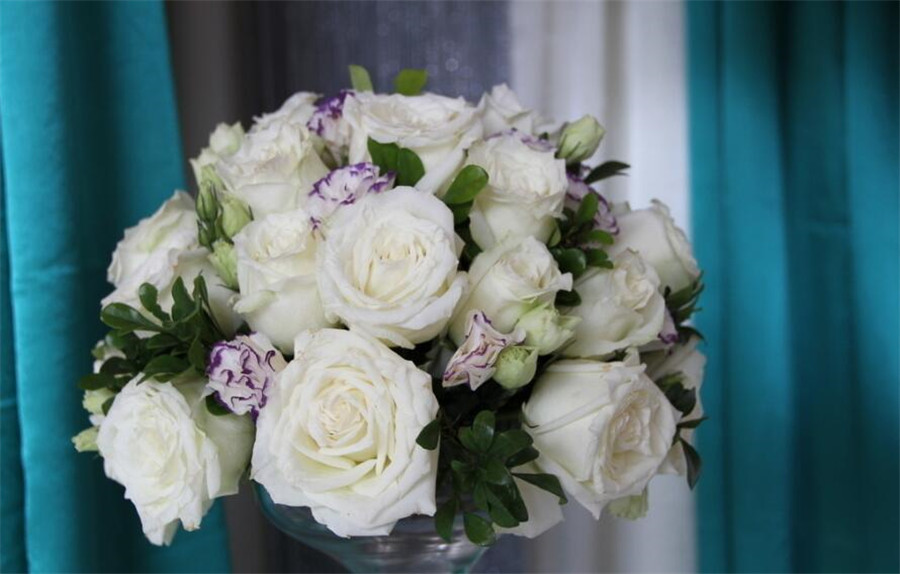 南寧花藝學(xué)校：插花的9個(gè)技巧