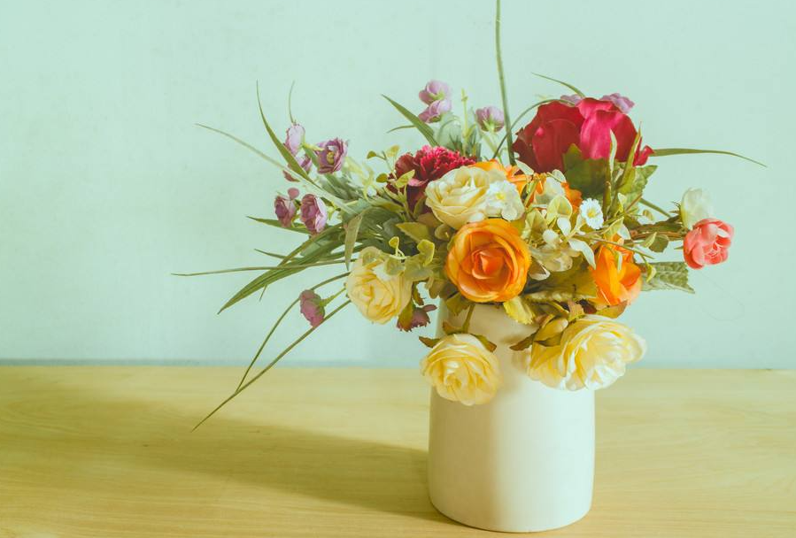 廣西插花學(xué)校：日?；ㄆ坎寤记?>
								
								<span id=