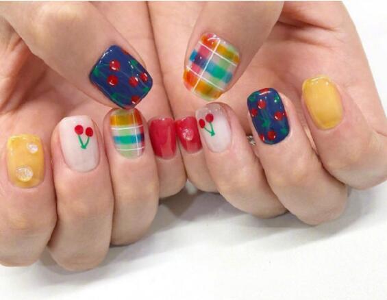 廣西美甲學(xué)校：一見(jiàn)傾心的美甲款式