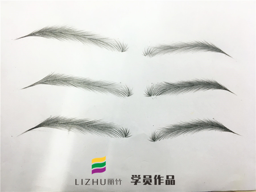 化妝新手如何畫眉？去廣西出名的彩妝培訓(xùn)看看