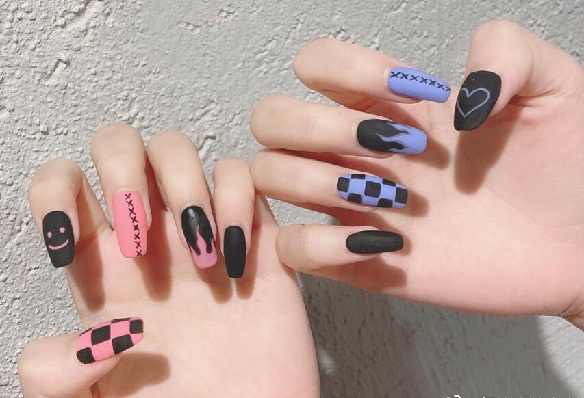 學(xué)美甲師必學(xué)技術(shù)，看南寧美甲學(xué)校哪家專業(yè)