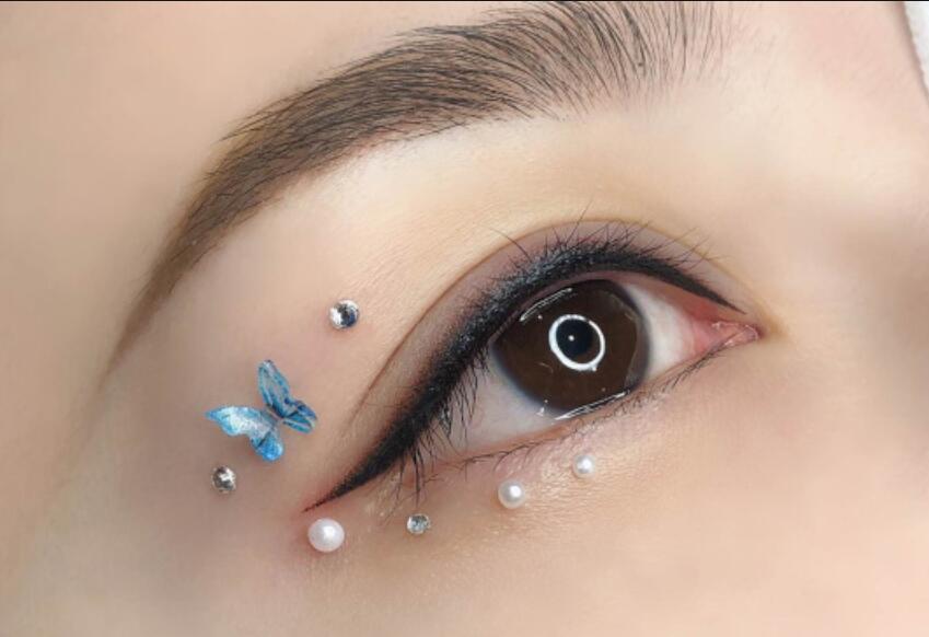 美瞳線設(shè)計(jì)要點(diǎn)概括，南寧有實(shí)力的紋繡學(xué)校分享