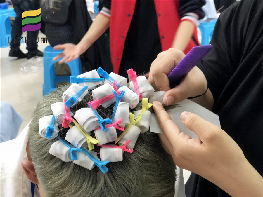 南寧美發(fā)培訓課堂：什么是“煙花燙”