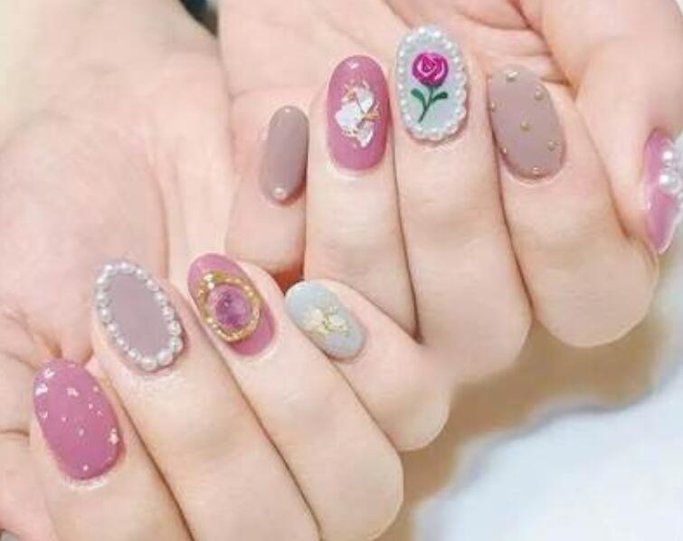 美甲怎么保養(yǎng)更持久？南寧專業(yè)美甲培訓(xùn)告訴你