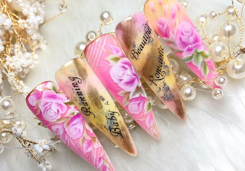 廣西美甲培訓班里的春日花朵彩繪美甲