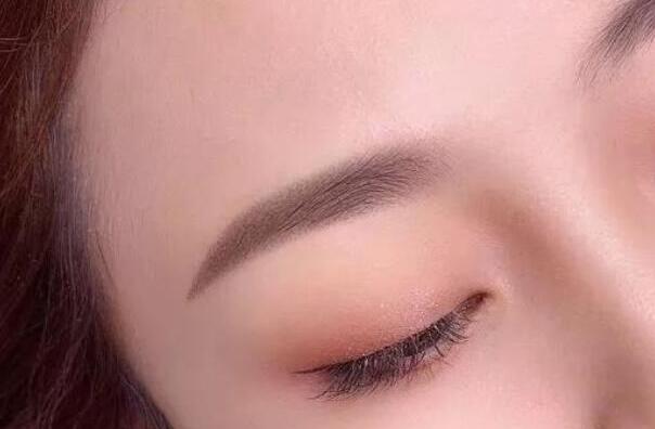 條眉為什么不上色？廣西正規(guī)紋繡培訓(xùn)幫你解答