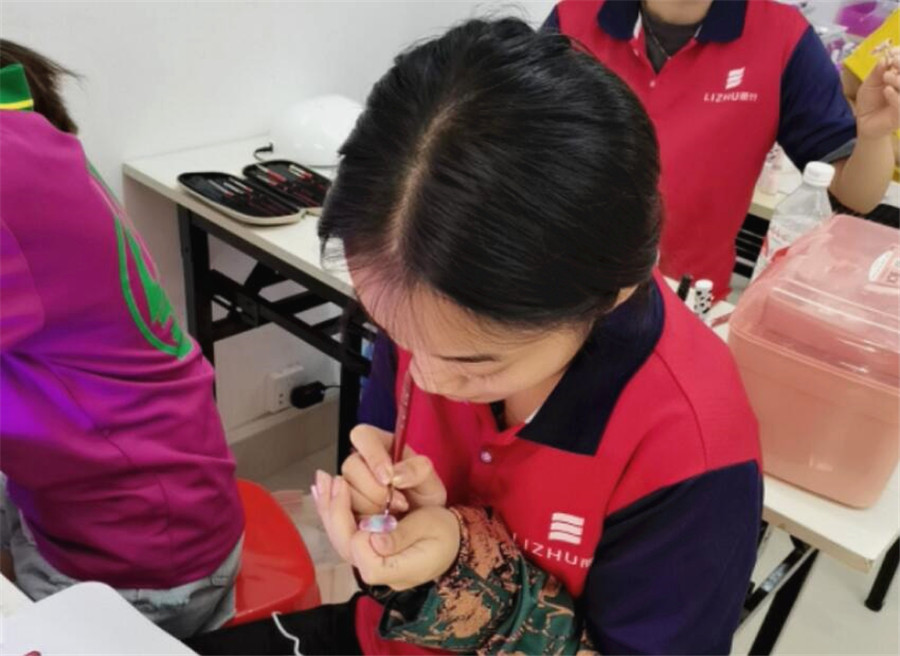 喜歡美甲，是因為它的萬種風(fēng)情