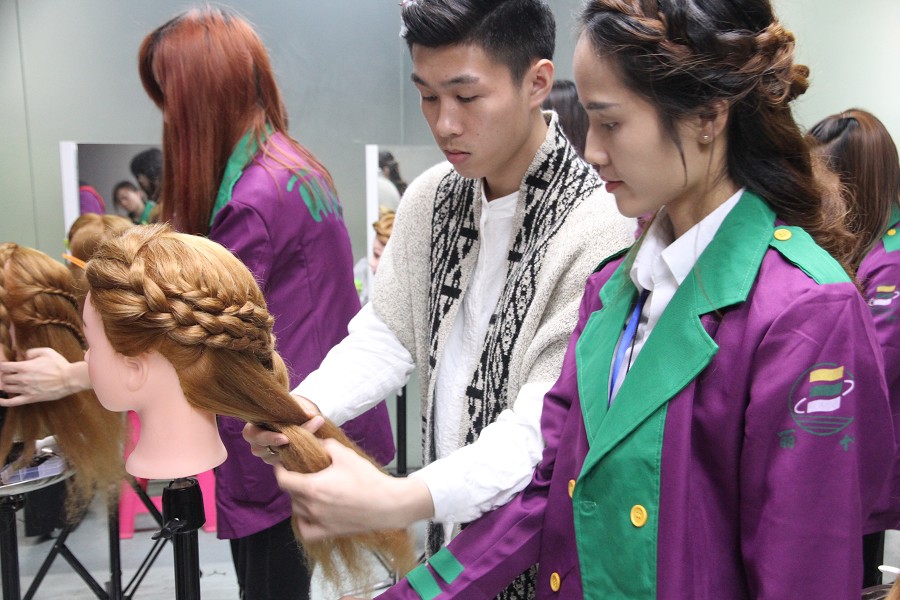 你有100種發(fā)型可以美翻整個(gè)人生！