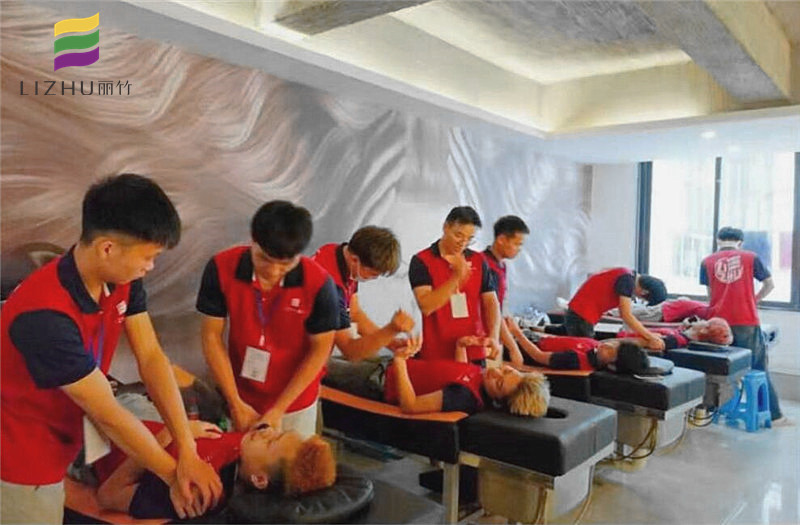 想知道南寧學(xué)美發(fā)哪家口碑好？來(lái)看看課堂花絮吧！