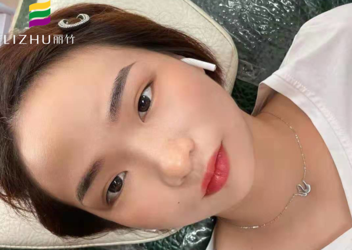 紋眉后眉毛會消失嗎？南寧正規(guī)紋繡培訓(xùn)來解答