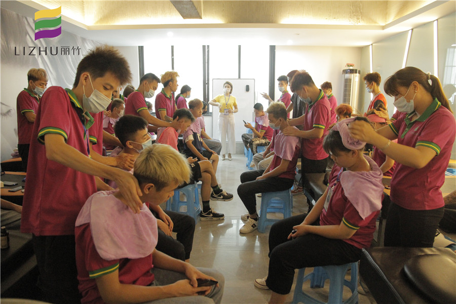 美發(fā)洗護按摩手法，廣西美發(fā)排行準備好了