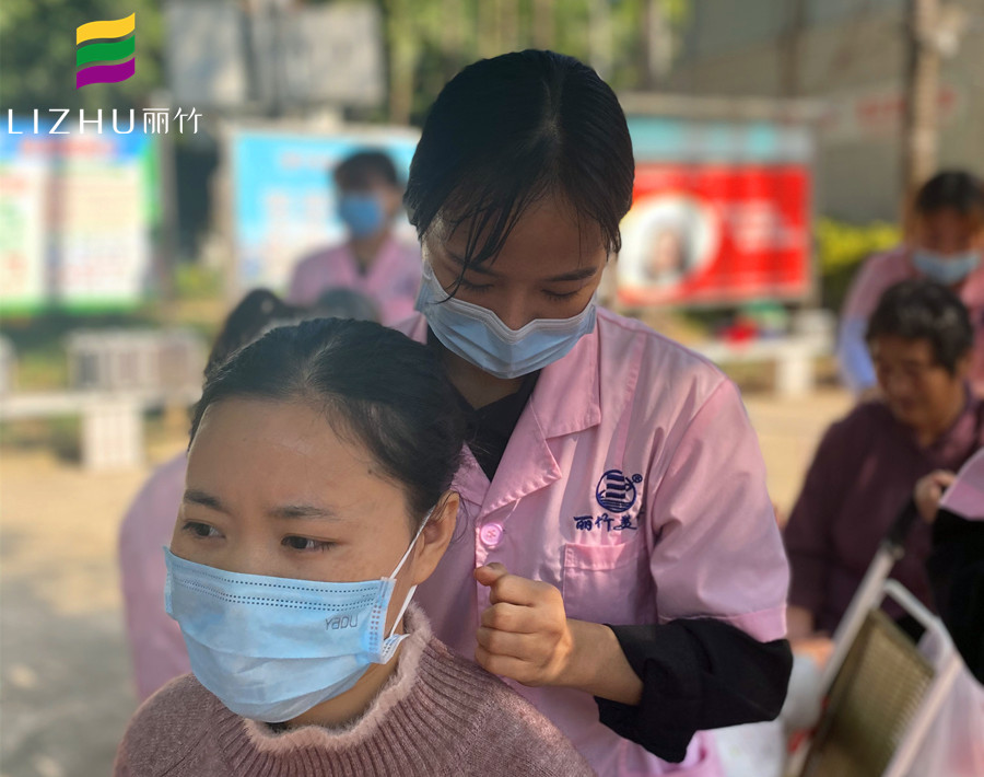 感謝學(xué)校！感謝老師！感謝同學(xué)---南寧美容學(xué)校學(xué)子感言