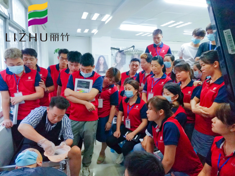 長發(fā)秋冬護(hù)理注意事項(xiàng)，快來南寧學(xué)理發(fā)的學(xué)校學(xué)習(xí)