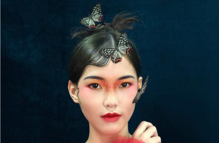 元?dú)夂麏y容，彰顯南寧學(xué)彩妝的學(xué)校哪家?guī)熧Y強(qiáng)