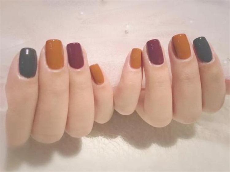 美甲配色技巧，廣西美甲培訓(xùn)機(jī)構(gòu)分享作品案例