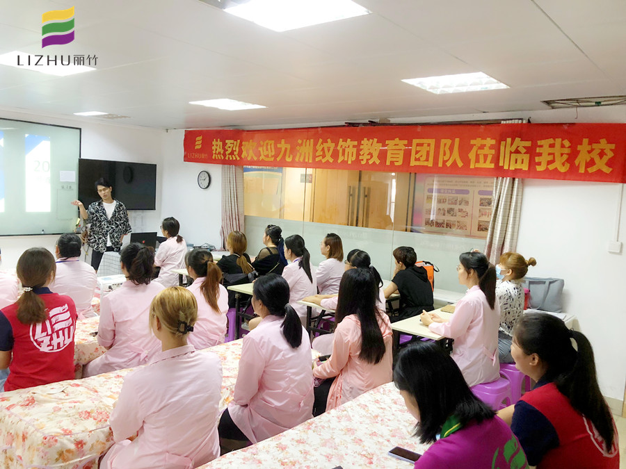 紋繡師的職業(yè)道德？南寧學(xué)紋繡的學(xué)校幫你總結(jié)