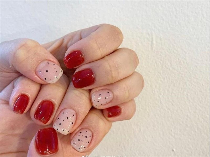 冬日顯白美甲，廣西專業(yè)教美甲的學校分享