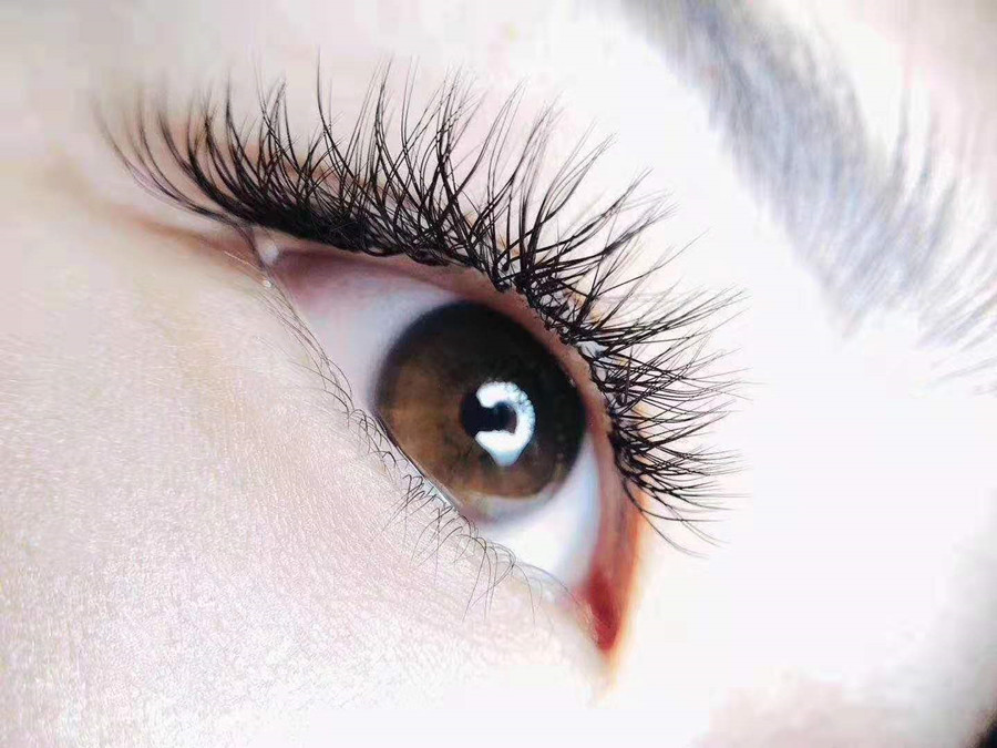 美睫過后睫毛易掉的原因，南寧美睫學校找到了