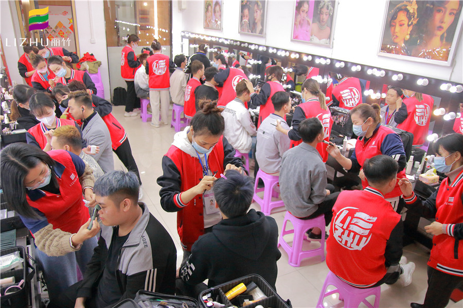 男士妝容的化妝技巧，南寧彩妝培訓(xùn)分享