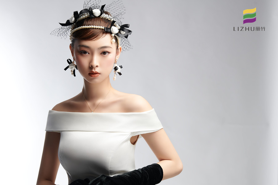 為什么新娘妝顯老？廣西彩妝教材給你分析