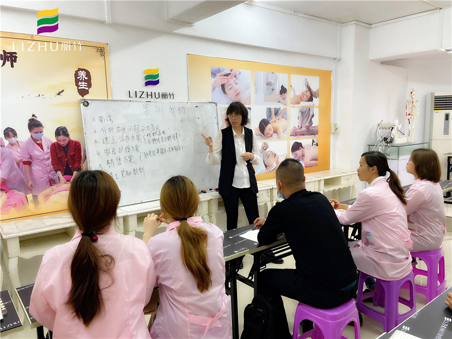 學習案例分析的重要性，南寧美容培訓班告訴你