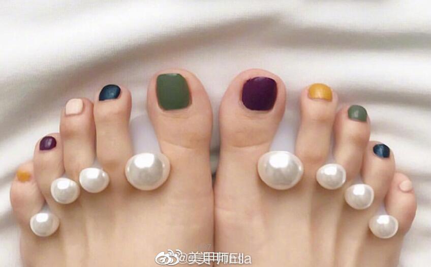 跳色腳趾美甲 | 南寧學習網(wǎng)紅美甲