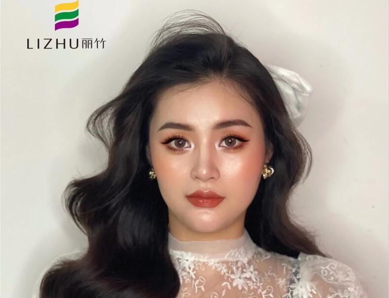 泰式新娘造型，展現(xiàn)另類風(fēng)情妝容