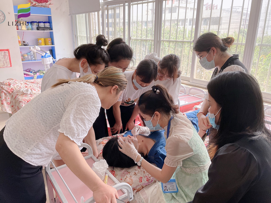 實用紋繡技巧，南寧紋繡學(xué)校為你揭秘