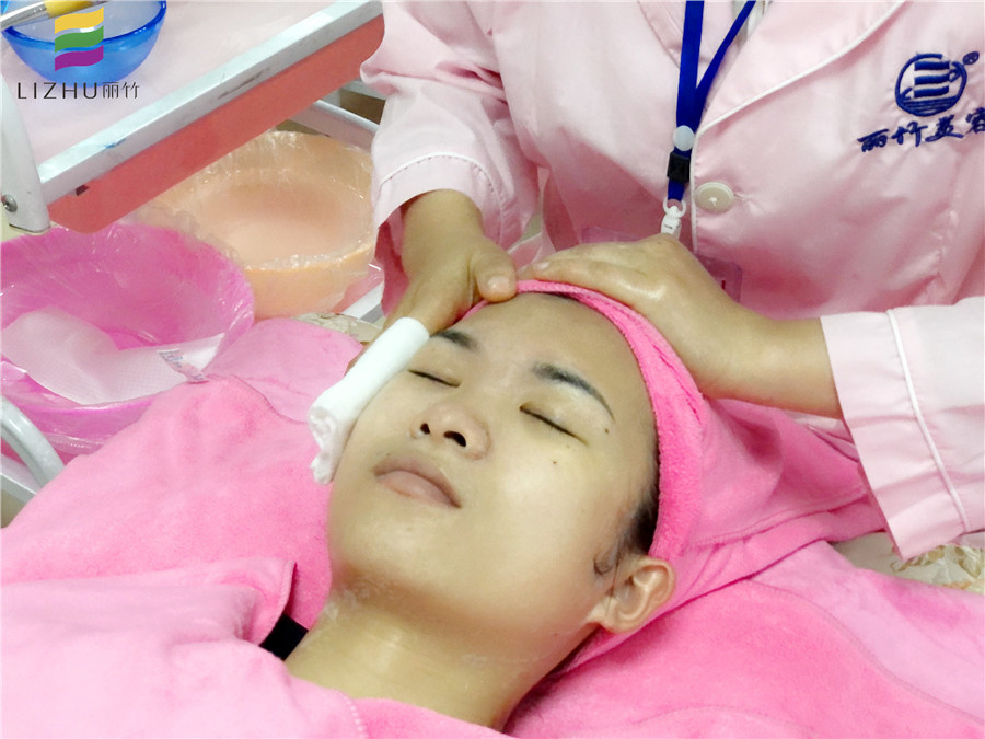 面部清潔教學，廣西美容皮膚管理培訓內容