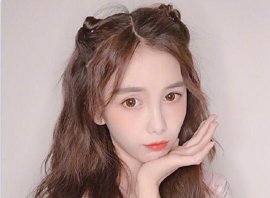 甜妹編發(fā)教程，南寧編發(fā)培訓學校教你學編發(fā)