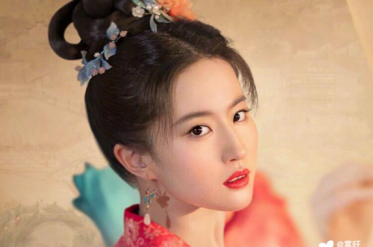 新中式國(guó)風(fēng)眼妝 ，廣西專業(yè)正規(guī)彩妝培訓(xùn)學(xué)校課程