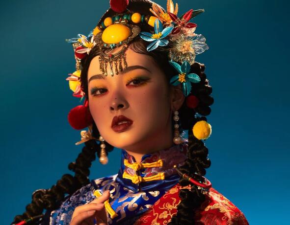 藏族少女寫(xiě)真造型，南寧彩妝學(xué)校專業(yè)正規(guī)作品