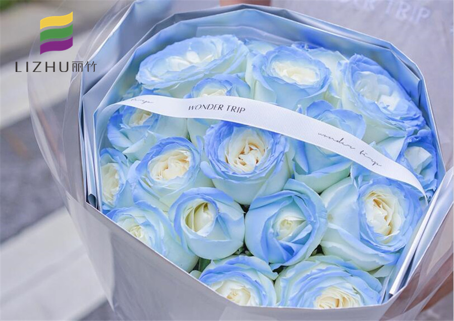 圓形花束的特點(diǎn)，歡迎到廣西插花培訓(xùn)學(xué)校學(xué)習(xí)