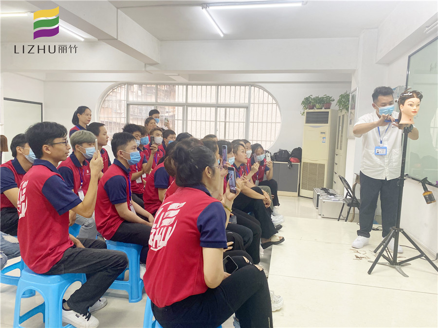 斜前和斜后發(fā)型分區(qū)線知識(shí)，南寧剪發(fā)學(xué)校分享