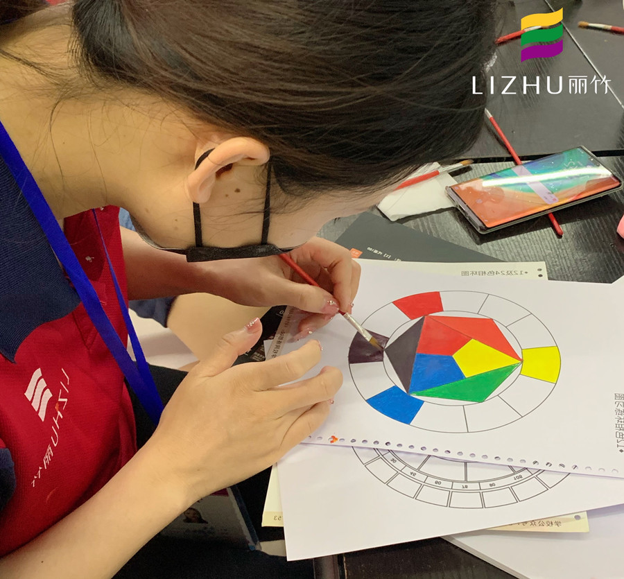 十二色環(huán)的組成結(jié)構(gòu)，南寧專業(yè)培養(yǎng)化妝師課程