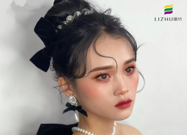 黑色禮服造型，廣西美妝造型學校作品分享