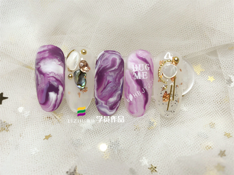 暈染美甲，麗竹專業(yè)美甲師學校學員作品