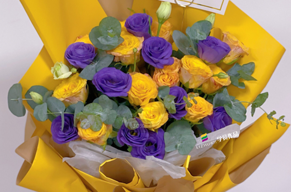 玫瑰花束圖片，學員告訴你南寧學插花要多久