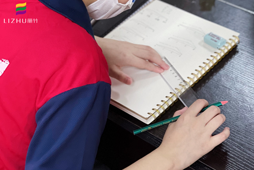 南寧化妝課堂：標(biāo)準(zhǔn)眉怎么畫(huà)？