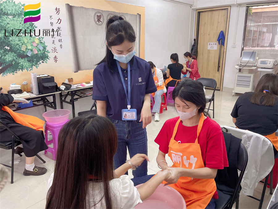 美甲手部護(hù)理的重要性，廣西美甲實(shí)操教學(xué)