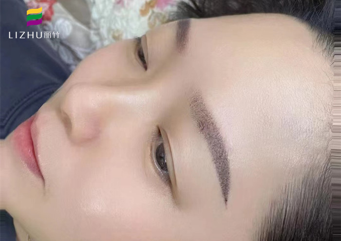 一年內(nèi)可以紋幾次眉毛？廣西南寧紋繡學(xué)校解答