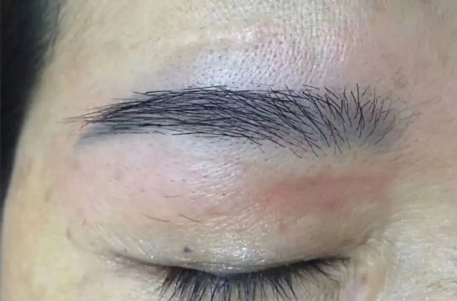 藍(lán)眉和紅眉形成的原因，看南寧紋繡培訓(xùn)正規(guī)學(xué)校哪家好?