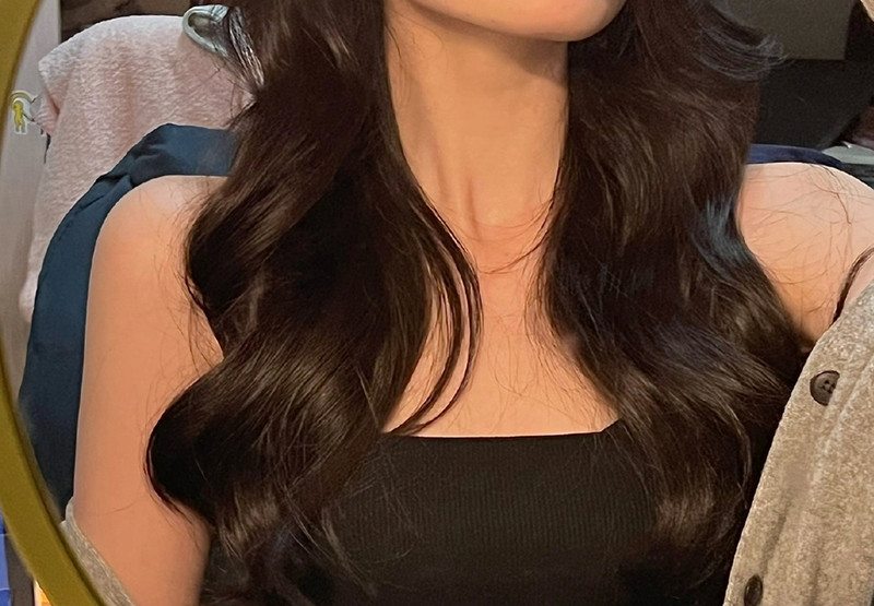 如何用電棒卷出氛圍感卷發(fā)？廣西燙染學(xué)校教你