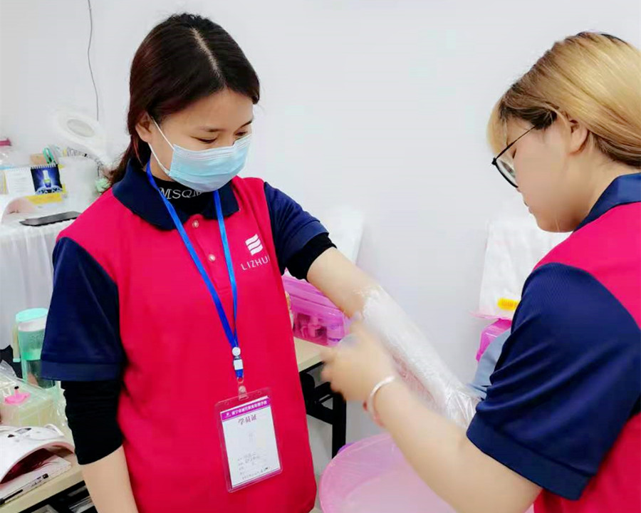 南寧美甲學(xué)校十大名校學(xué)員畢業(yè)感言