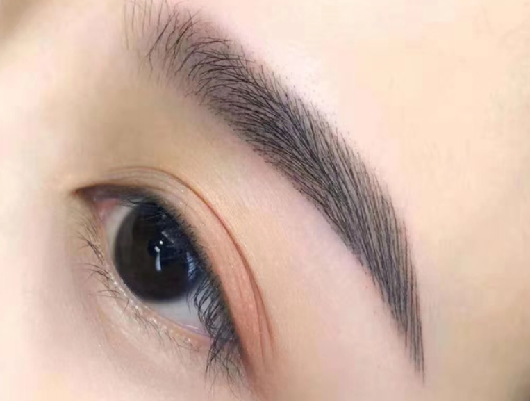 紋眉的價(jià)格怎么決定？南寧紋繡十大名校揭秘